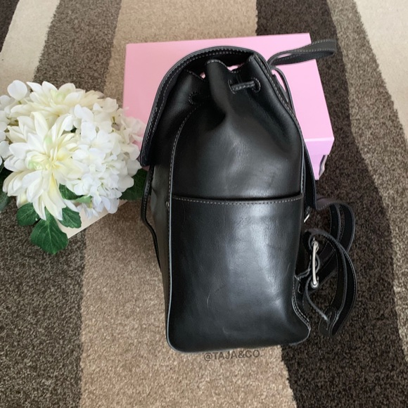 ✅SOLD!🔥FRYE: RARE LARGE OLIVIA BACKPACK - Picture 7 of 8